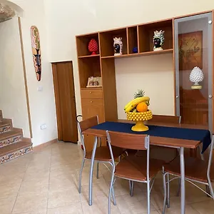  Casa vacanze Casa Vacanza La Casa Di Max Italia