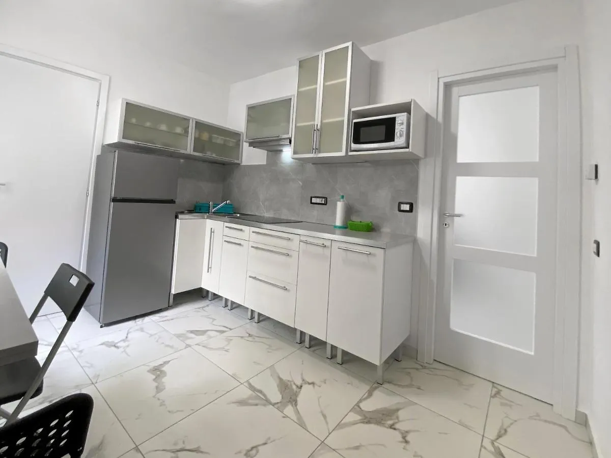Accogliente Appartamento Ballabio Apartment